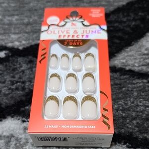 OLIVE & JUNE EFFECTS GOLD GLITTER FRENCH SHORT SQUOVAL PRESS-ON NAILS